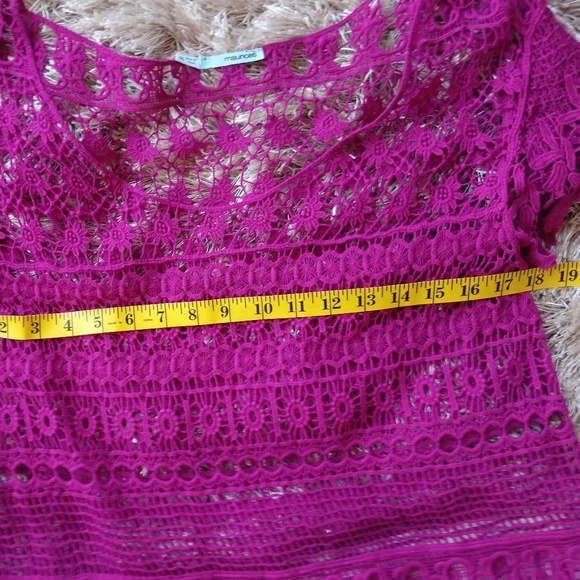 EUC Maurices Hot Pink Lace Top - Picture 2 of 2
